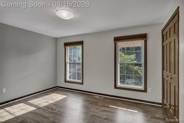 54359 Algonquin Drive, Utica, MI 48315