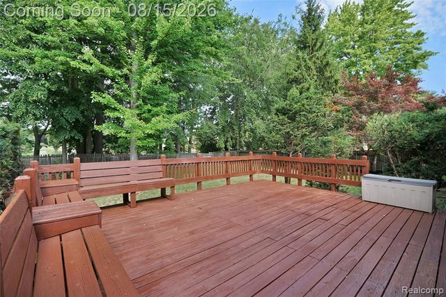 54359 Algonquin Drive, Utica, MI 48315
