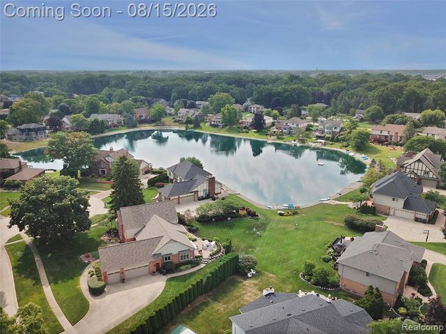 54359 Algonquin Drive, Utica, MI 48315