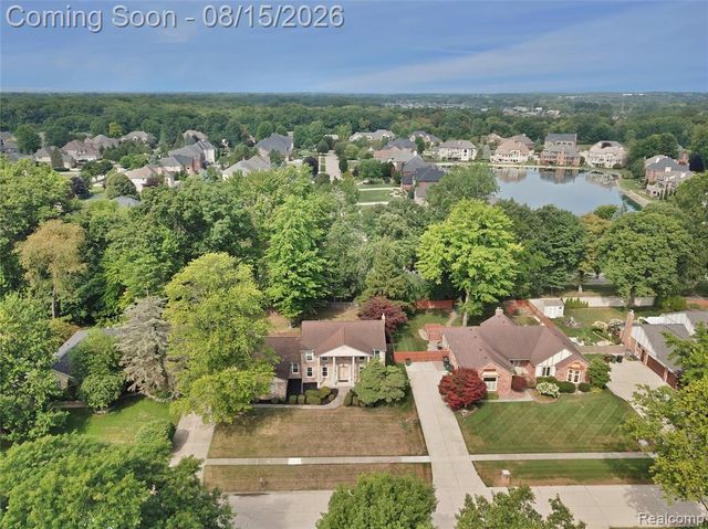 54359 Algonquin Drive, Utica, MI 48315