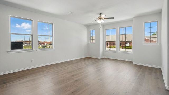 1916 Hellams Lane, Royse City, TX 75189