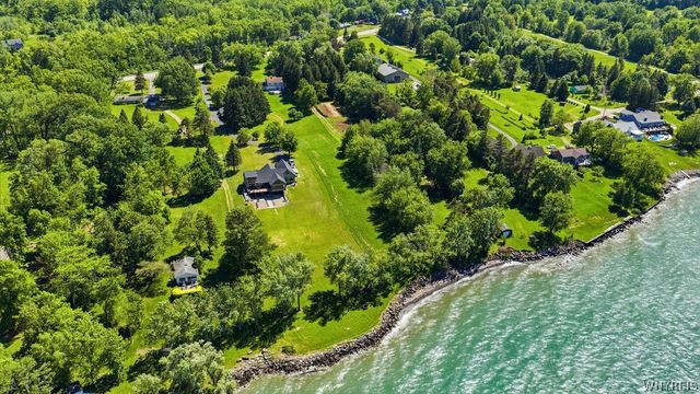 1513 Lake Road, Porter, NY 14174