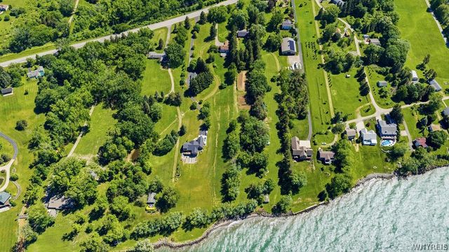 1513 Lake Road, Porter, NY 14174