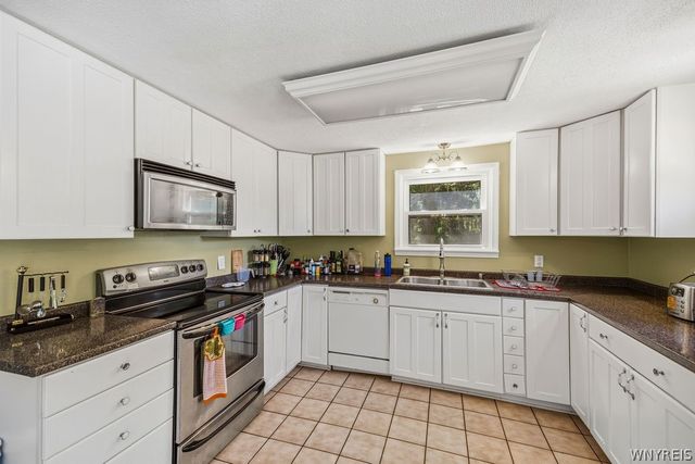 1513 Lake Road, Porter, NY 14174