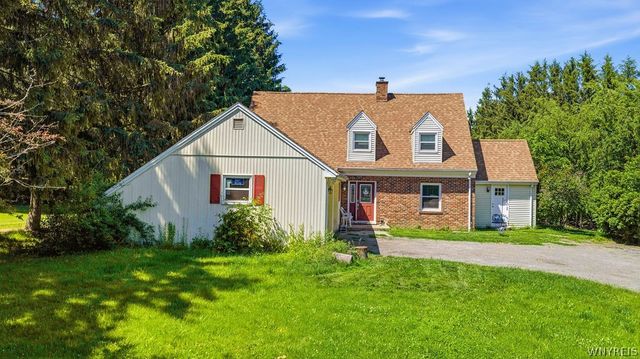 1513 Lake Road, Porter, NY 14174