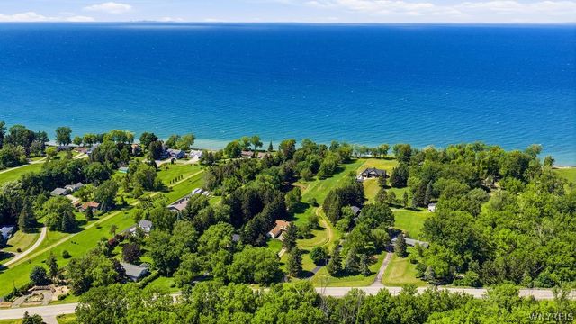 1513 Lake Road, Porter, NY 14174