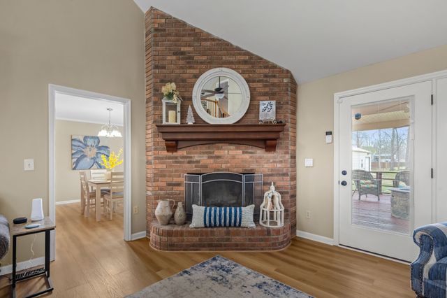 312 Southwinds Dr, Hermitage, TN 37076