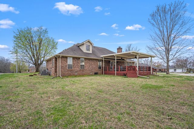 312 Southwinds Dr, Hermitage, TN 37076