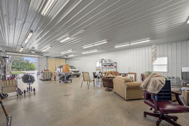 312 Southwinds Dr, Hermitage, TN 37076