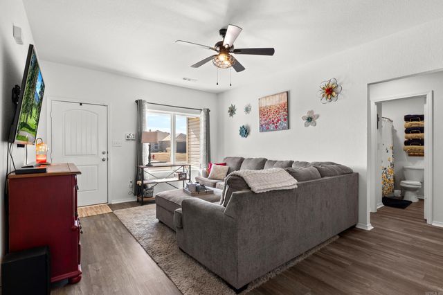 17 Curly Leaf, Conway, AR 72032