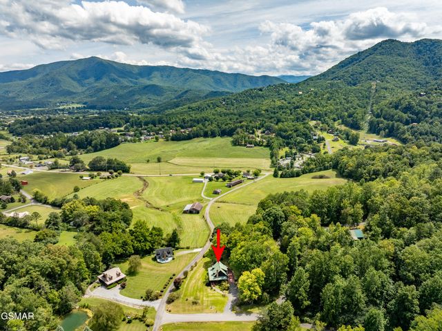 4105 Burning Tree Lane, Sevierville, TN 37862