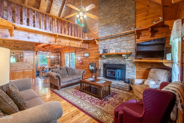 4105 Burning Tree Lane, Sevierville, TN 37862