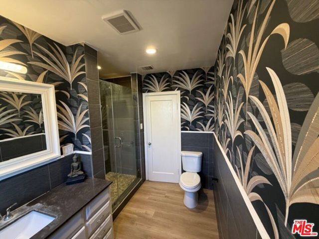 1411 N Avon Street, Burbank, CA 91505