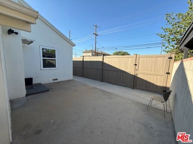 1411 N Avon Street, Burbank, CA 91505