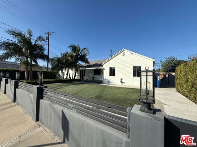 1411 N Avon Street, Burbank, CA 91505