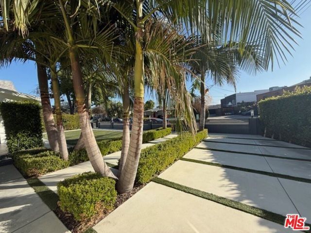 1411 N Avon Street, Burbank, CA 91505