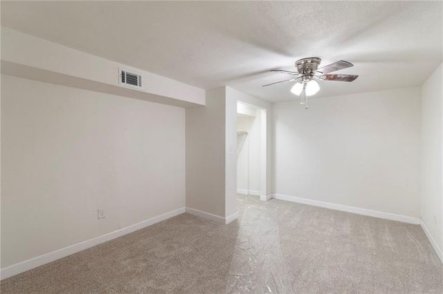 6201 N Topping Avenue, Kansas City, MO 64119