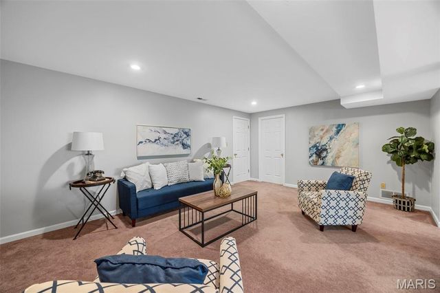 3164 Willow Bend Drive, St Charles, MO 63303