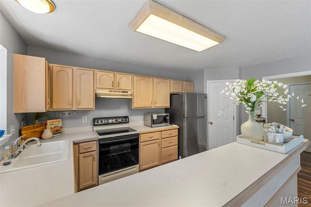 3164 Willow Bend Drive, St Charles, MO 63303