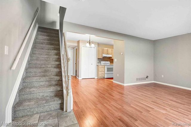 50406 Bay Run, Chesterfield, MI 48047