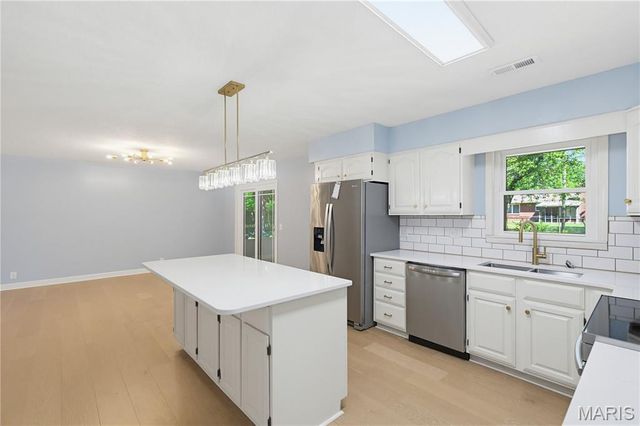 126 Bradley Drive, Sikeston, MO 63801