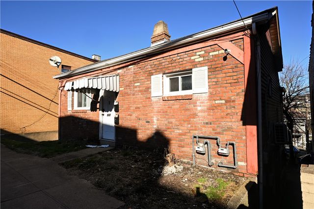 517 Carothers Ave, Carnegie, PA 15106