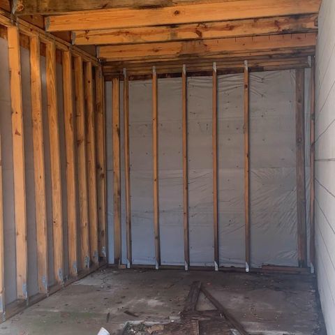 255 Mcfarland Road, Houston, TX 77060