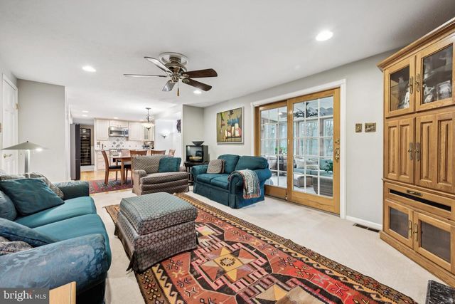 13 LADY DIANA CIR, Marlton, NJ 08053