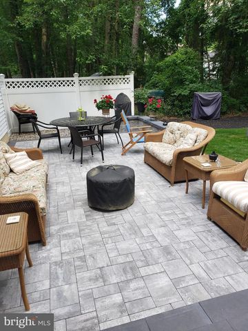 13 LADY DIANA CIR, Marlton, NJ 08053