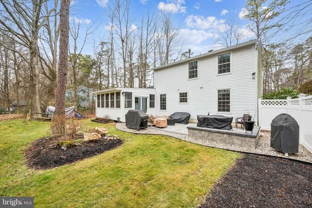 13 LADY DIANA CIR, Marlton, NJ 08053