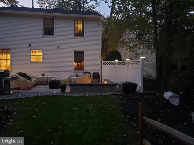 13 LADY DIANA CIR, Marlton, NJ 08053