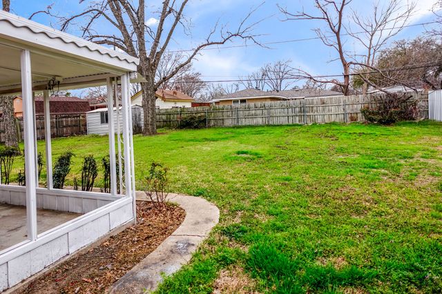 4317 Keeter Drive, North Richland Hills, TX 76180