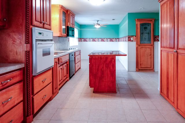 4317 Keeter Drive, North Richland Hills, TX 76180