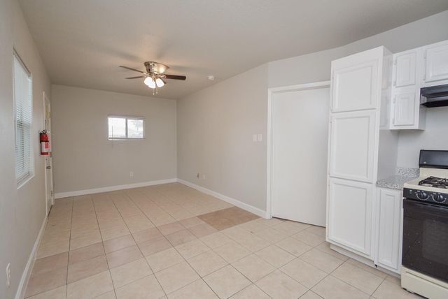 2117 Thonig Road B, Houston, TX 77055