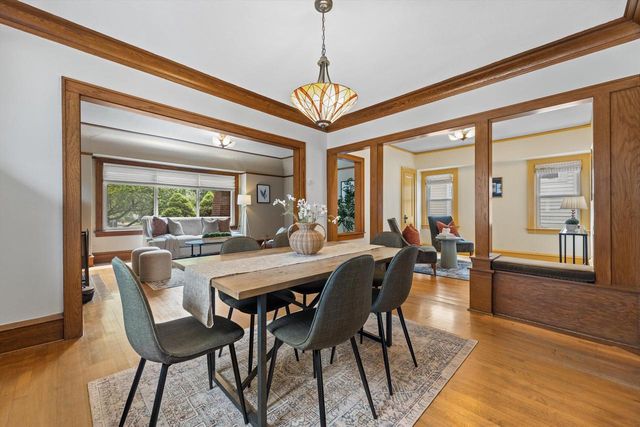 1816 E Beverly ROAD, Shorewood, WI 53211