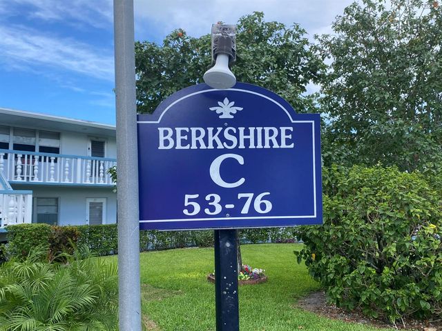 71 Berkshire 71, West Palm Beach, FL 33417