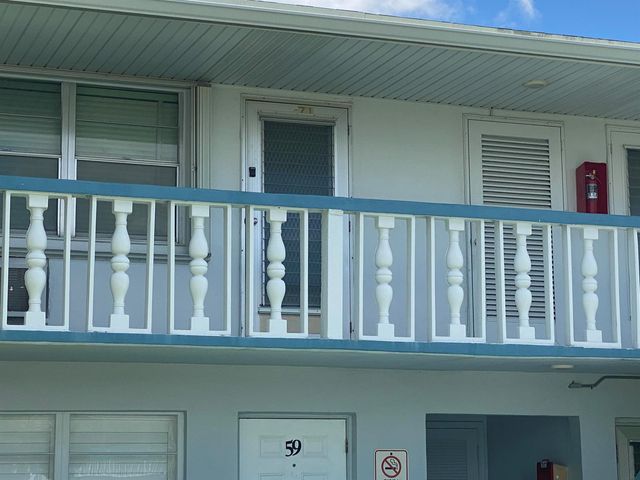 71 Berkshire 71, West Palm Beach, FL 33417