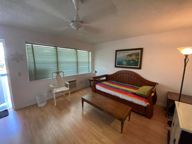 71 Berkshire 71, West Palm Beach, FL 33417