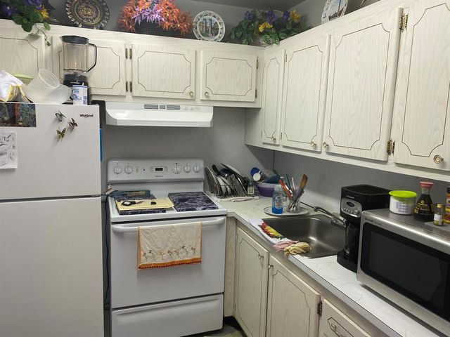 71 Berkshire 71, West Palm Beach, FL 33417