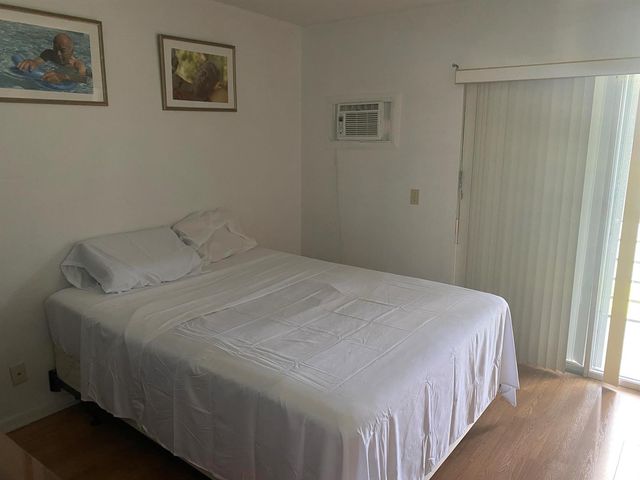 71 Berkshire 71, West Palm Beach, FL 33417