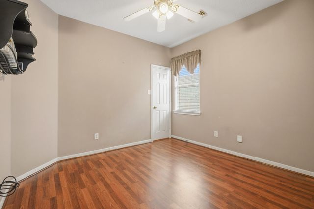 4814 Preston Trails Lane, Pasadena, TX 77505