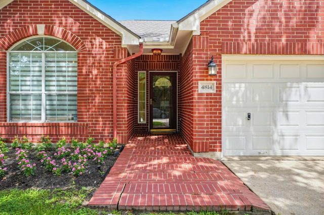 4814 Preston Trails Lane, Pasadena, TX 77505
