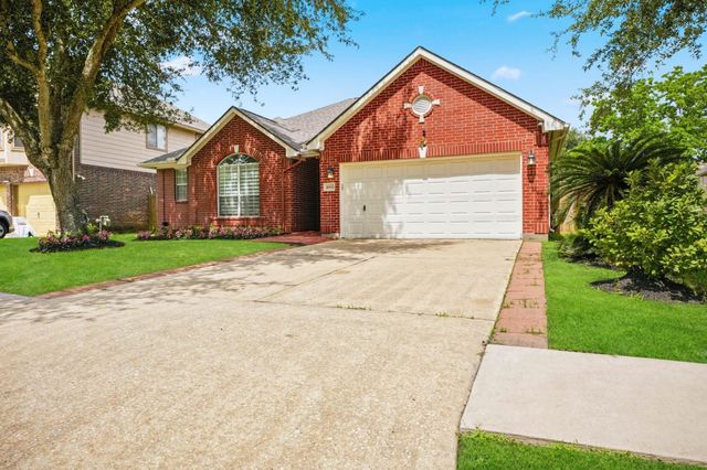 4814 Preston Trails Lane, Pasadena, TX 77505
