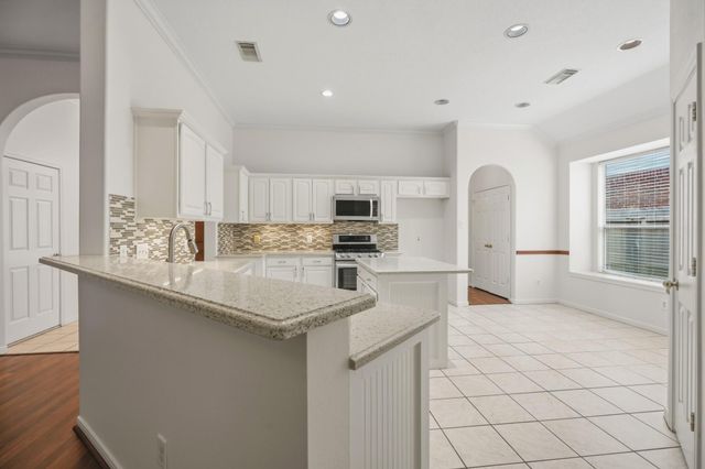 4814 Preston Trails Lane, Pasadena, TX 77505