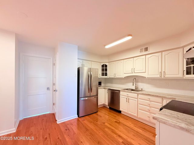 25 Meadow Avenue 64, Monmouth Beach, NJ 07750