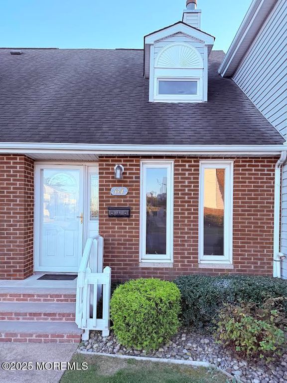 25 Meadow Avenue 64, Monmouth Beach, NJ 07750
