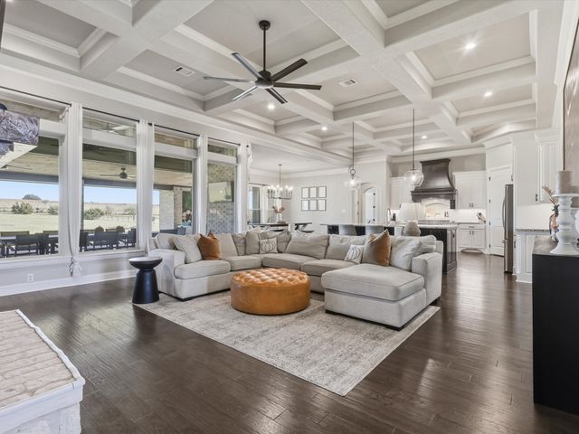 2005 Eagles Ridge Drive, Weatherford, TX 76087