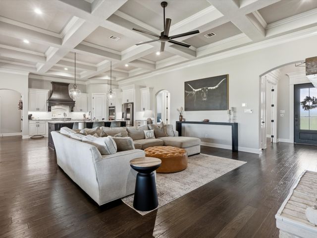 2005 Eagles Ridge Drive, Weatherford, TX 76087