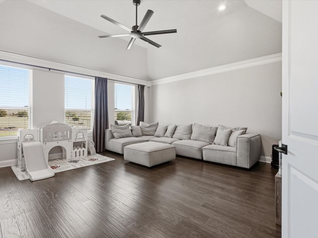 2005 Eagles Ridge Drive, Weatherford, TX 76087