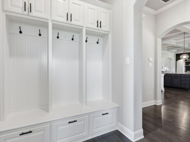 2005 Eagles Ridge Drive, Weatherford, TX 76087